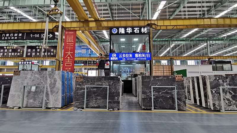 花岗岩芝麻灰石材价格波动背后的因素解析**