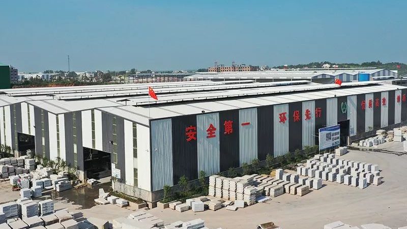 花岗岩墓碑石料价格揭秘：每平米多少钱？**